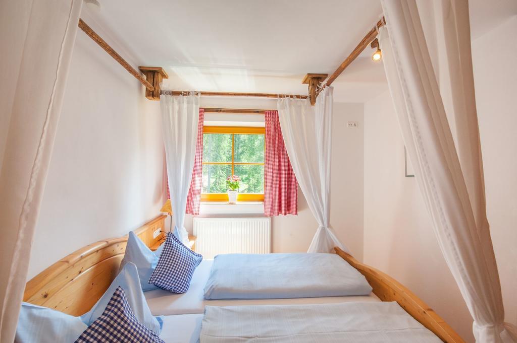 Zugspitzhotel Diana Thoerle Ehrwald Oda fotoğraf