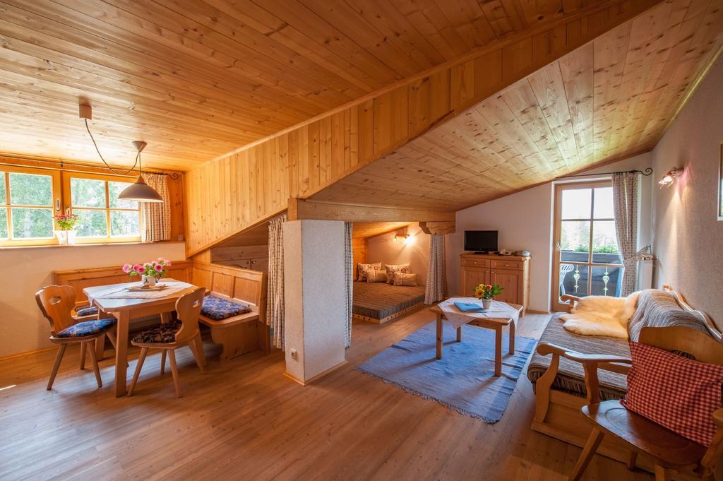 Zugspitzhotel Diana Thoerle Ehrwald Oda fotoğraf